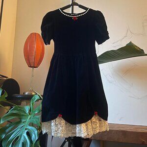 Vintage 50s babydoll princess black velvet roses lace fairy puff sleeves dress